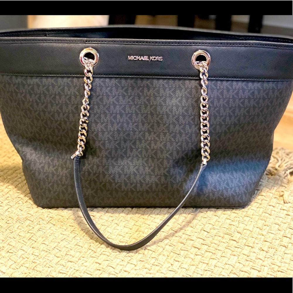 Michael Kors shoulder bag